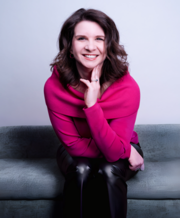 kate haranis headshot